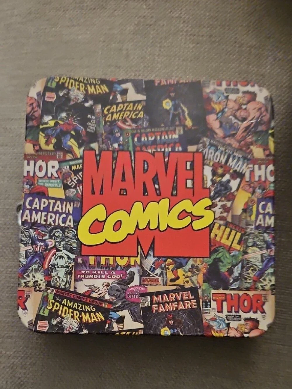 Marvel Comics Super Hero Card Wallet Keychain - Multicolor